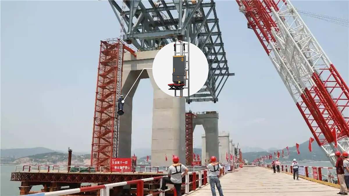 3s-construction-hoists-at-the-construction-sites